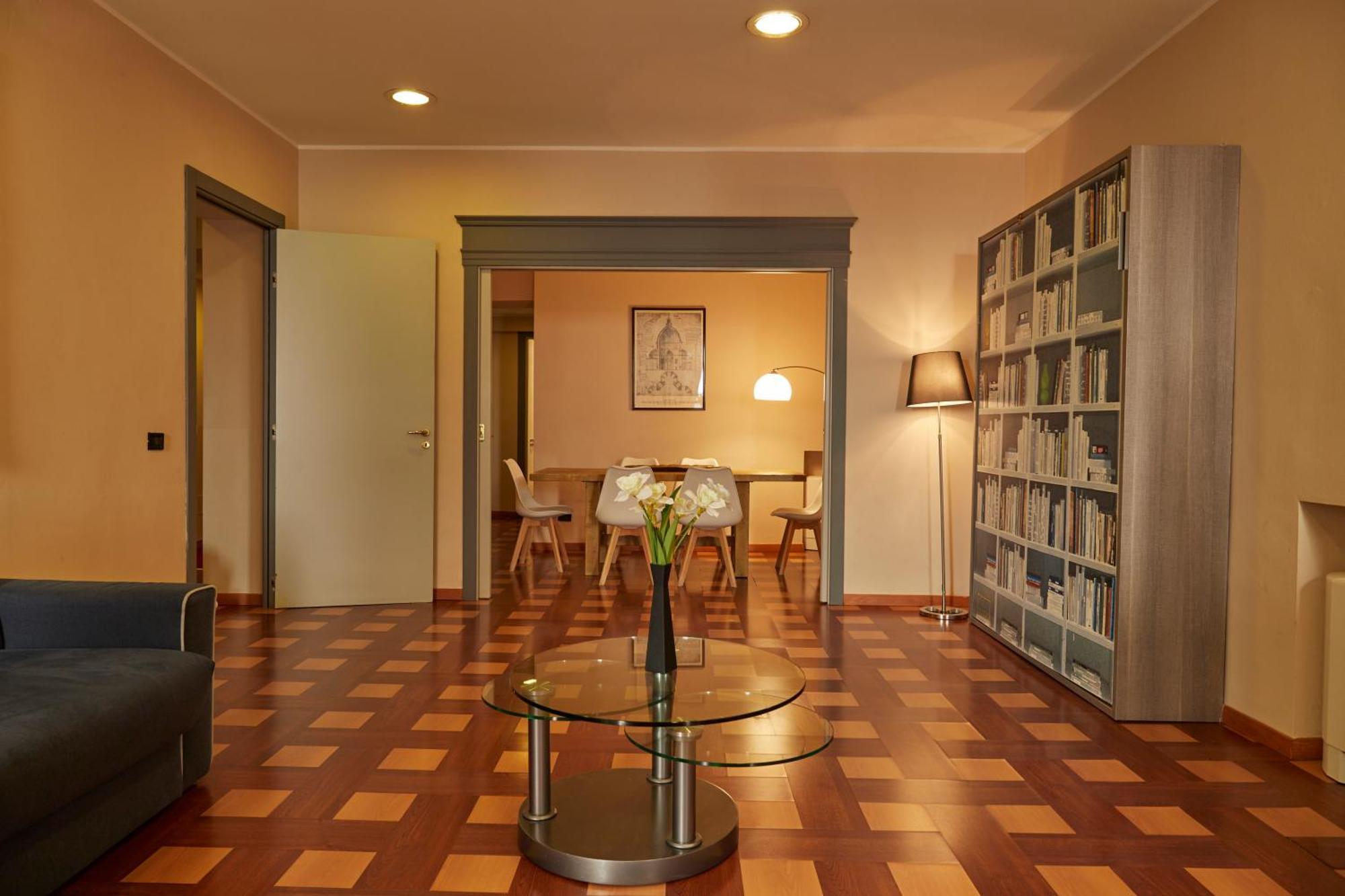 Milan Retreats Duomo Apartment Bagian luar foto