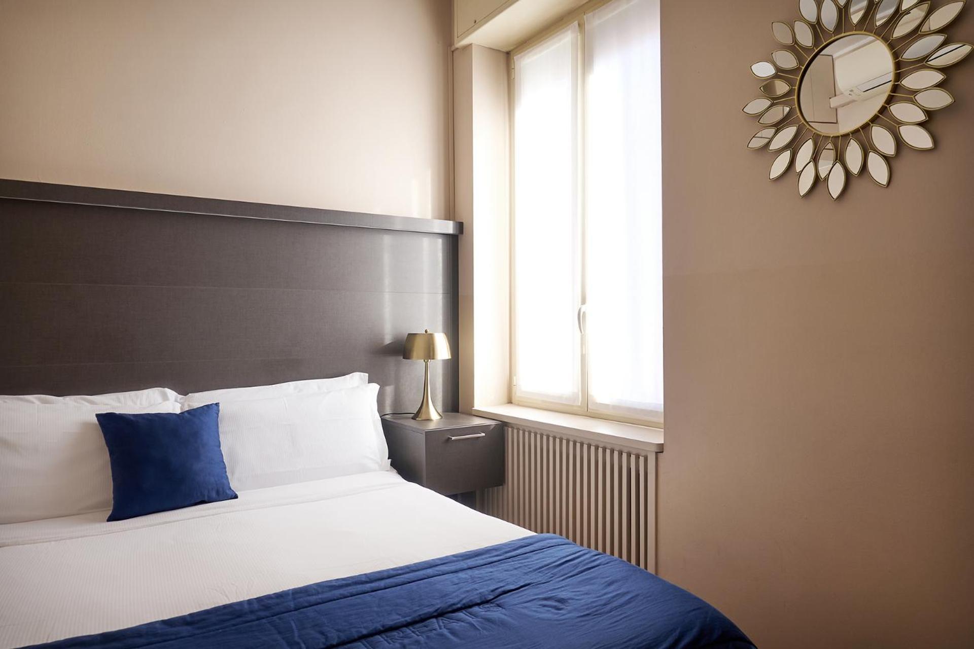 Milan Retreats Duomo Apartment Bagian luar foto