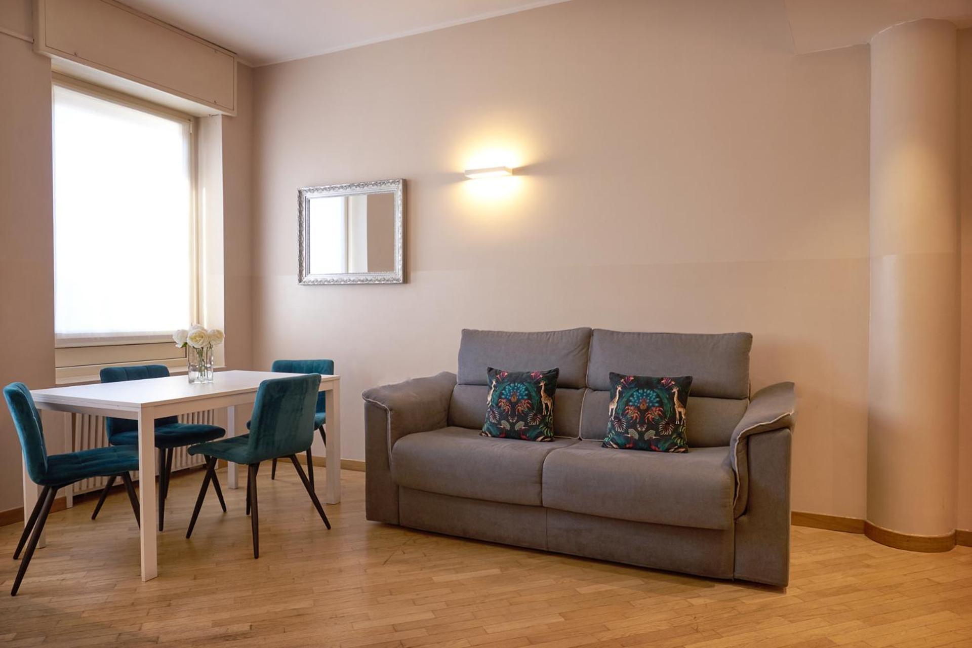 Milan Retreats Duomo Apartment Bagian luar foto